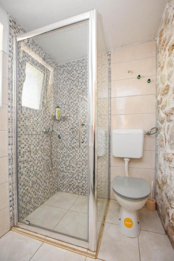 House Oliva Villa Tkon Ngoại thất bức ảnh